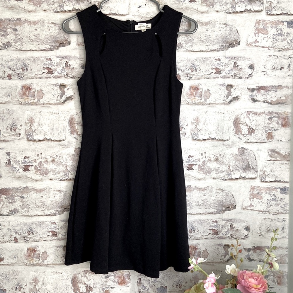 Monteau Los Angeles Pleated Little Black Dress Size Medium